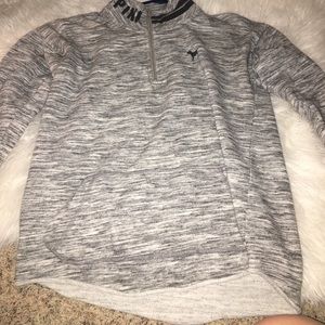 victoria’s secret pink sweatshirt